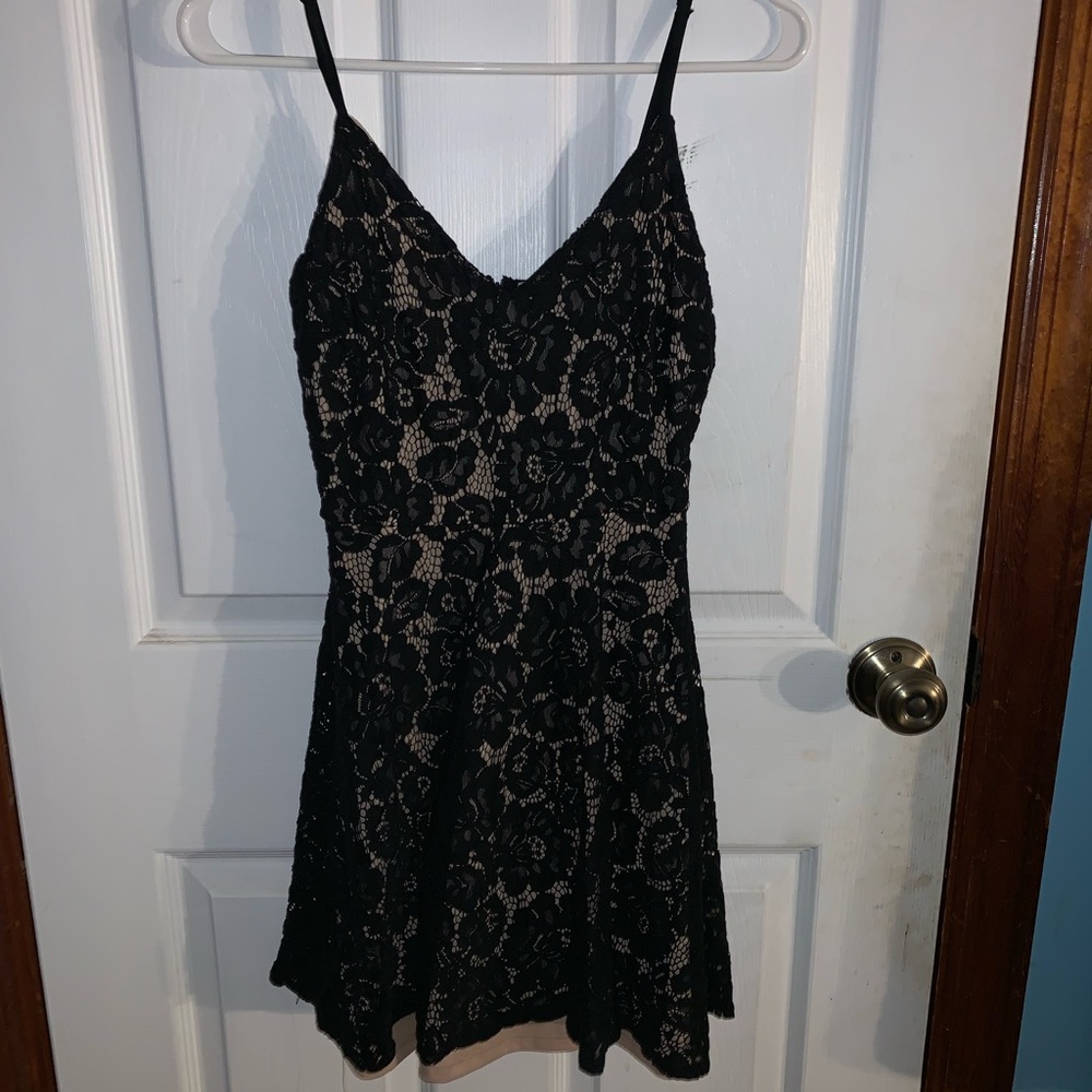 Lulus black lace dress